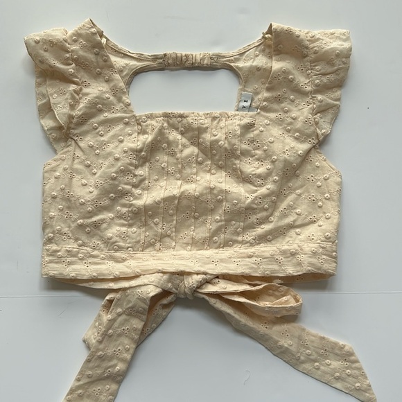 HYFVE Backless Ruffle Crop Top - Picture 1 of 7
